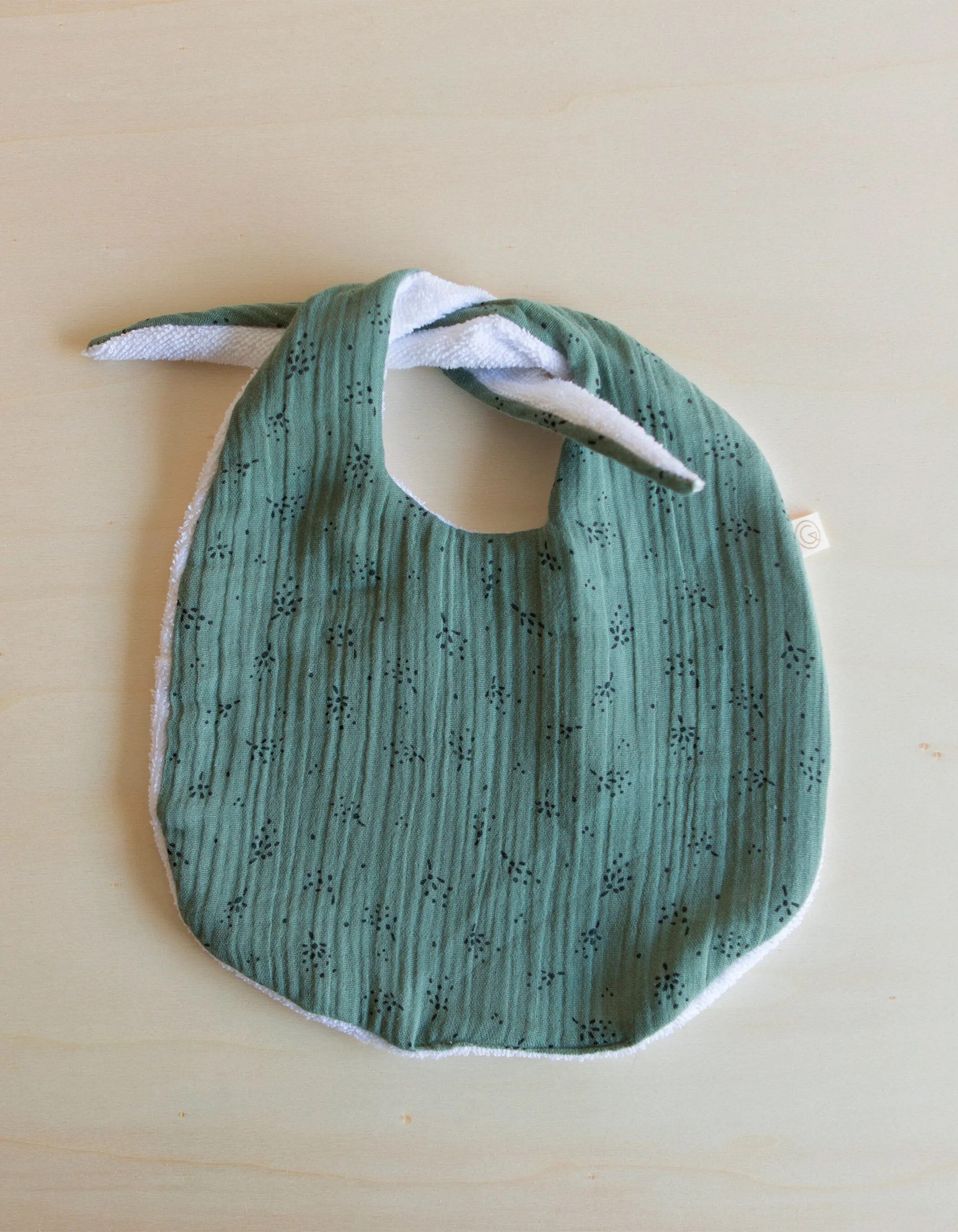 Bavoir vert gaze de coton bio GABRIELLE PARIS