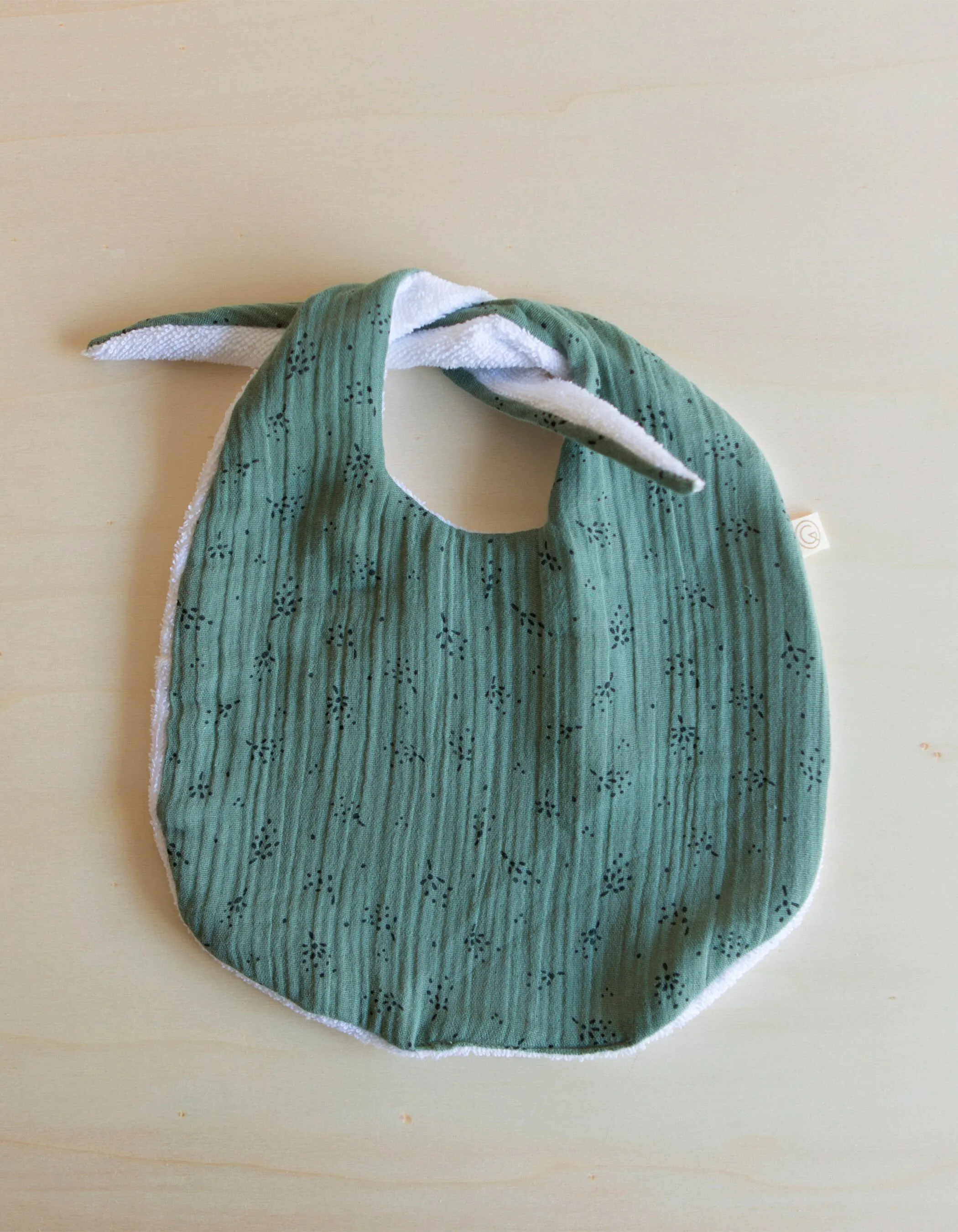Bavoir vert gaze de coton bio GABRIELLE PARIS