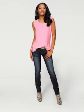 Débardeur joli look superposé