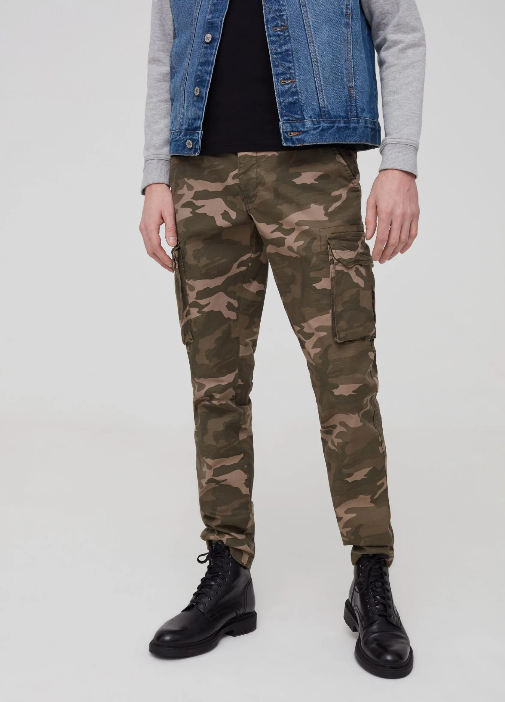 Pantalons Homme | Camouflage cargo trousers Vert militaire | OVS