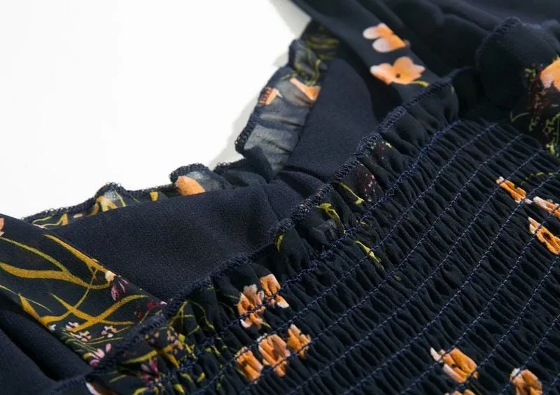 Robe Fleurie Noire à Bretelles